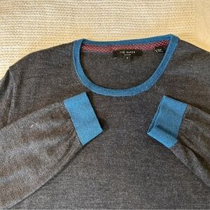 Ted Baker Men’s Size XL (5) Merino Wool Charcoal Sweater with Teal Trim Office